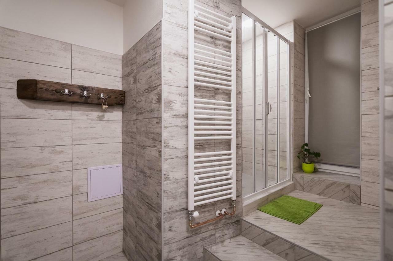 U Svate Ludmily Apartment Litomerice Ngoại thất bức ảnh